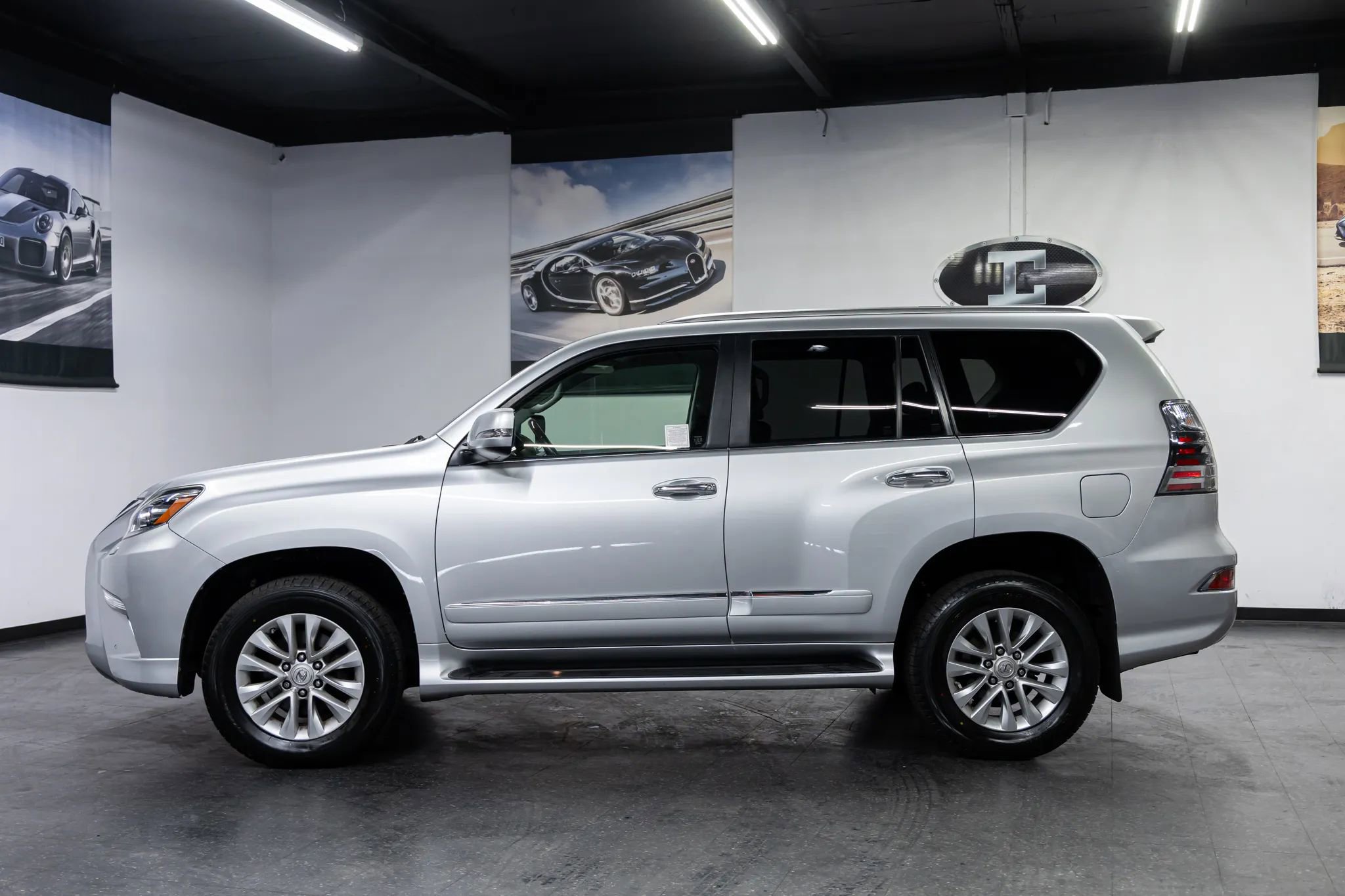 Used 2015 Lexus GX 460 image 7