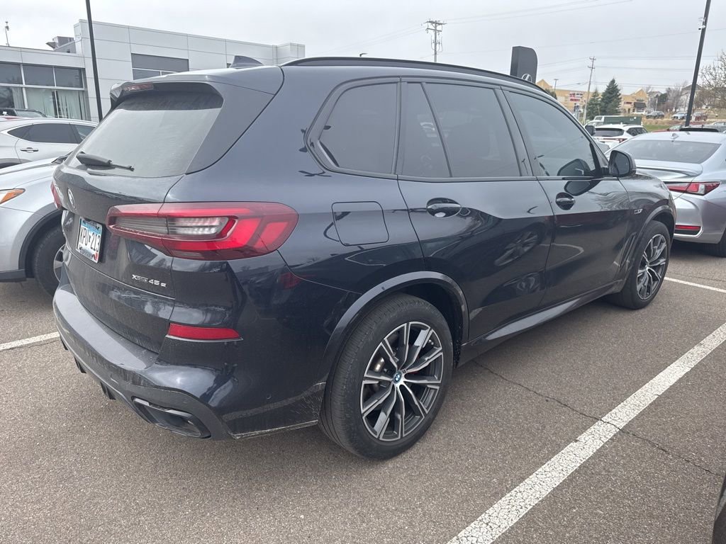 Used 2022 BMW X5 xDrive45e w/ M Sport Package image 6