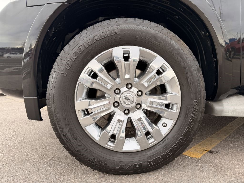 Used 2015 Nissan Armada Platinum image 37