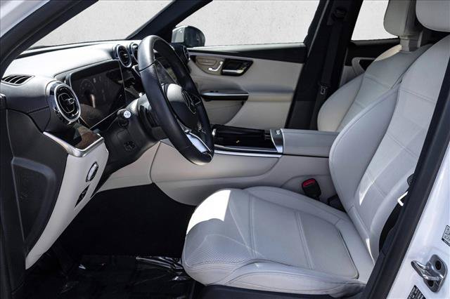 Certified 2025 Mercedes-Benz GLC 300 4MATIC image 11