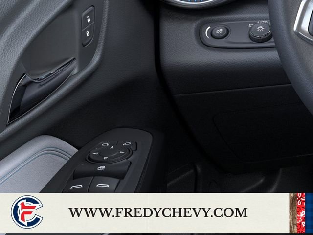 New 2026 Chevrolet Trax LT w/ Sunroof Package image 24