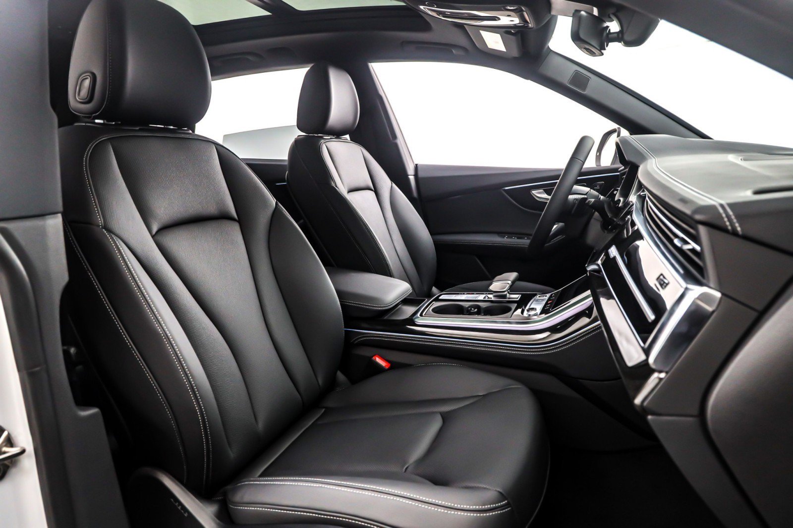 New 2026 Audi Q8 Premium Plus AWD/4WD image 7