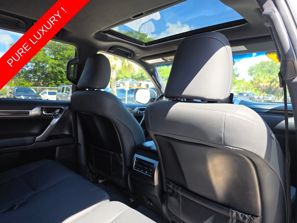 Used 2023 Lexus GX 460 Premium w/ Premium Package AWD/4WD image 16