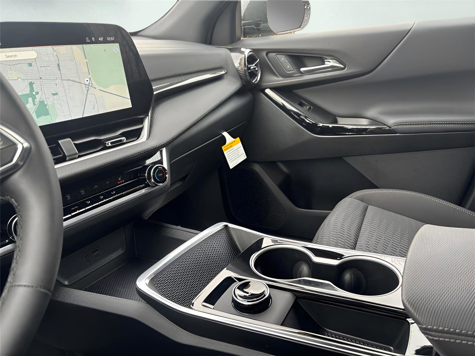 New 2026 Chevrolet Equinox LT w/ Safety and Technology Package image 32