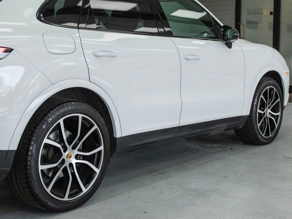 Used 2020 Porsche Cayenne S AWD/4WD image 40