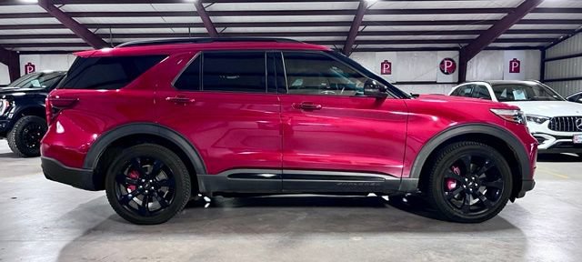 Used 2024 Ford Explorer ST w/ Equipment Group 401A AWD/4WD image 2