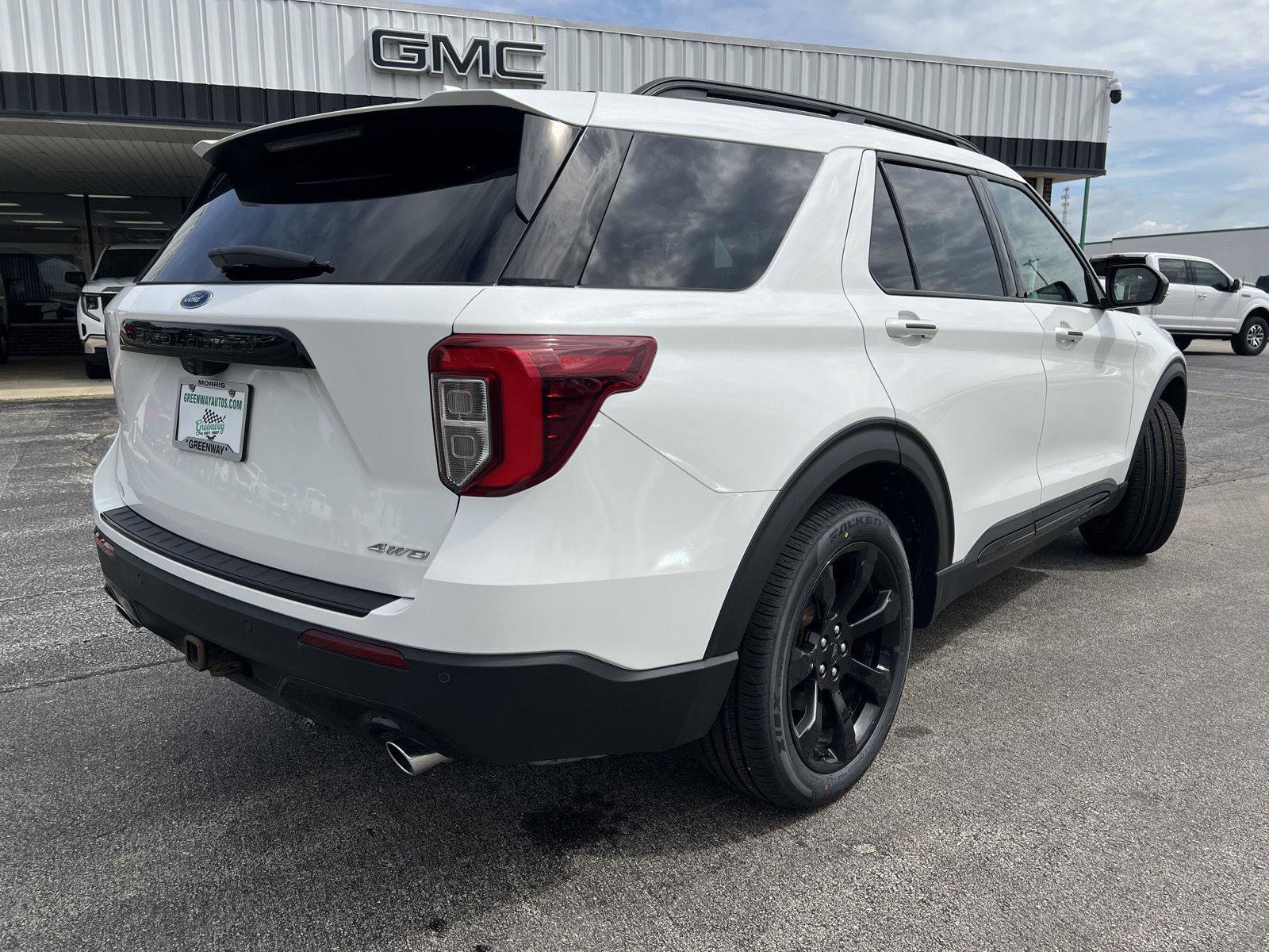 Used 2022 Ford Explorer ST-Line w/ Class IV Trailer Tow Package AWD/4WD image 5