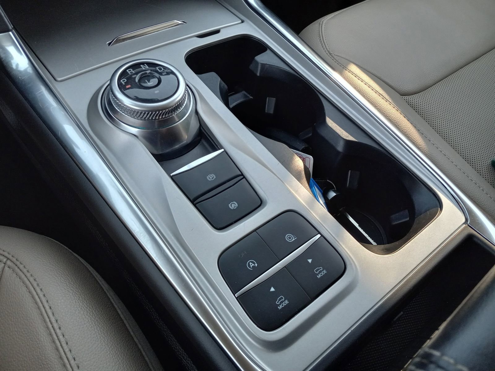 Used 2024 Ford Explorer Limited image 25