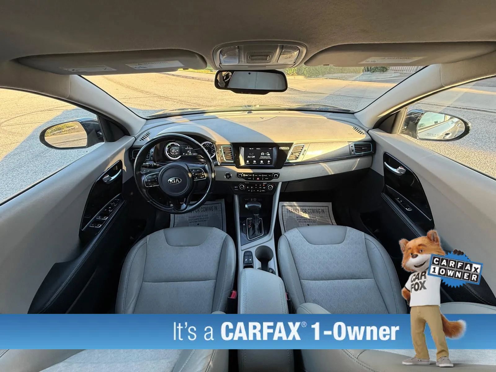 Used 2018 Kia Niro EX FWD image 36