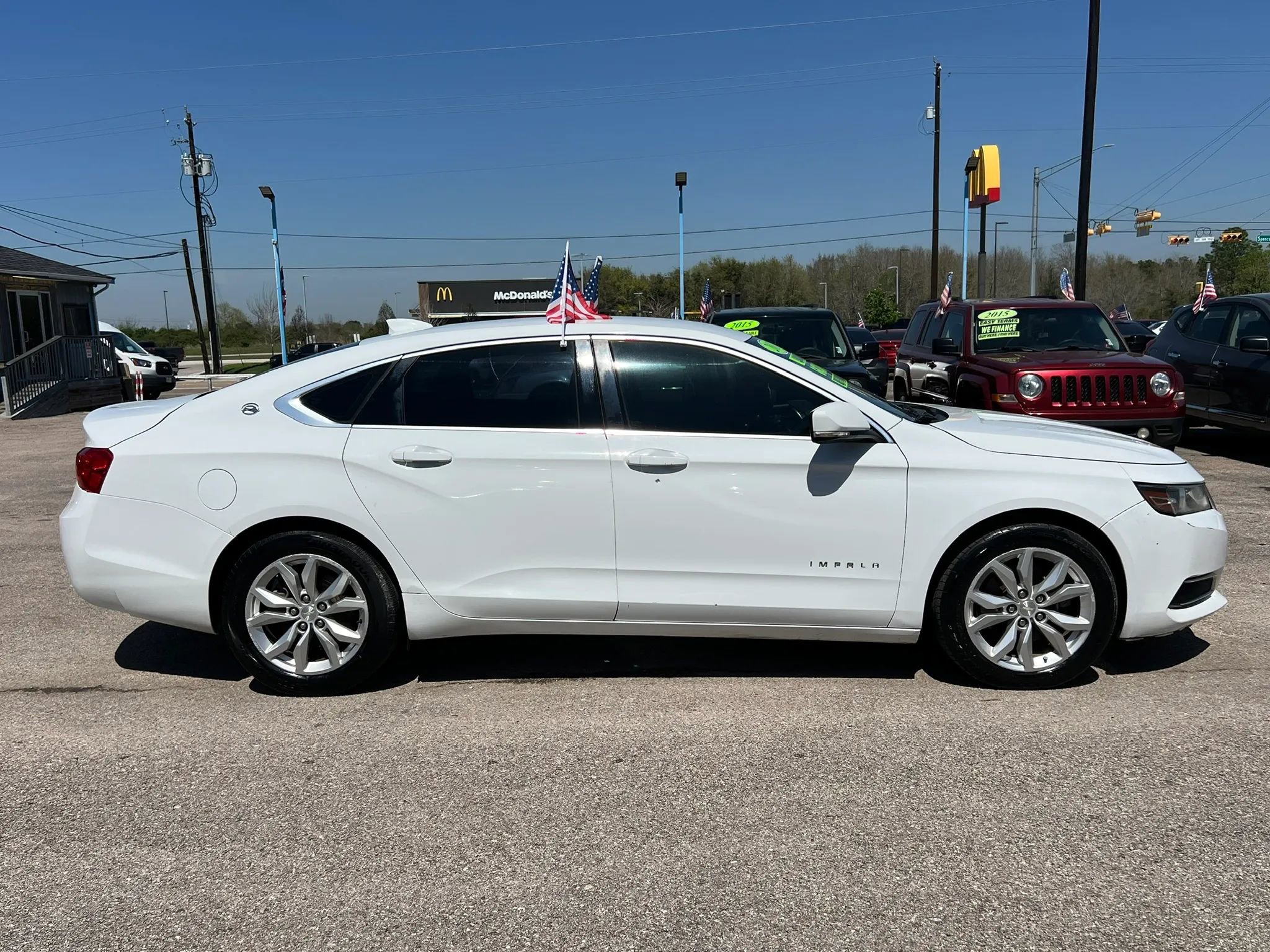 Used 2017 Chevrolet Impala LT FWD image 5