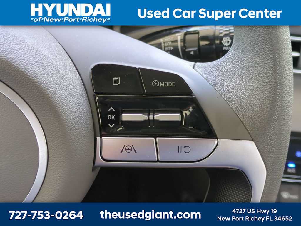 Certified 2023 Hyundai Elantra SEL FWD image 24