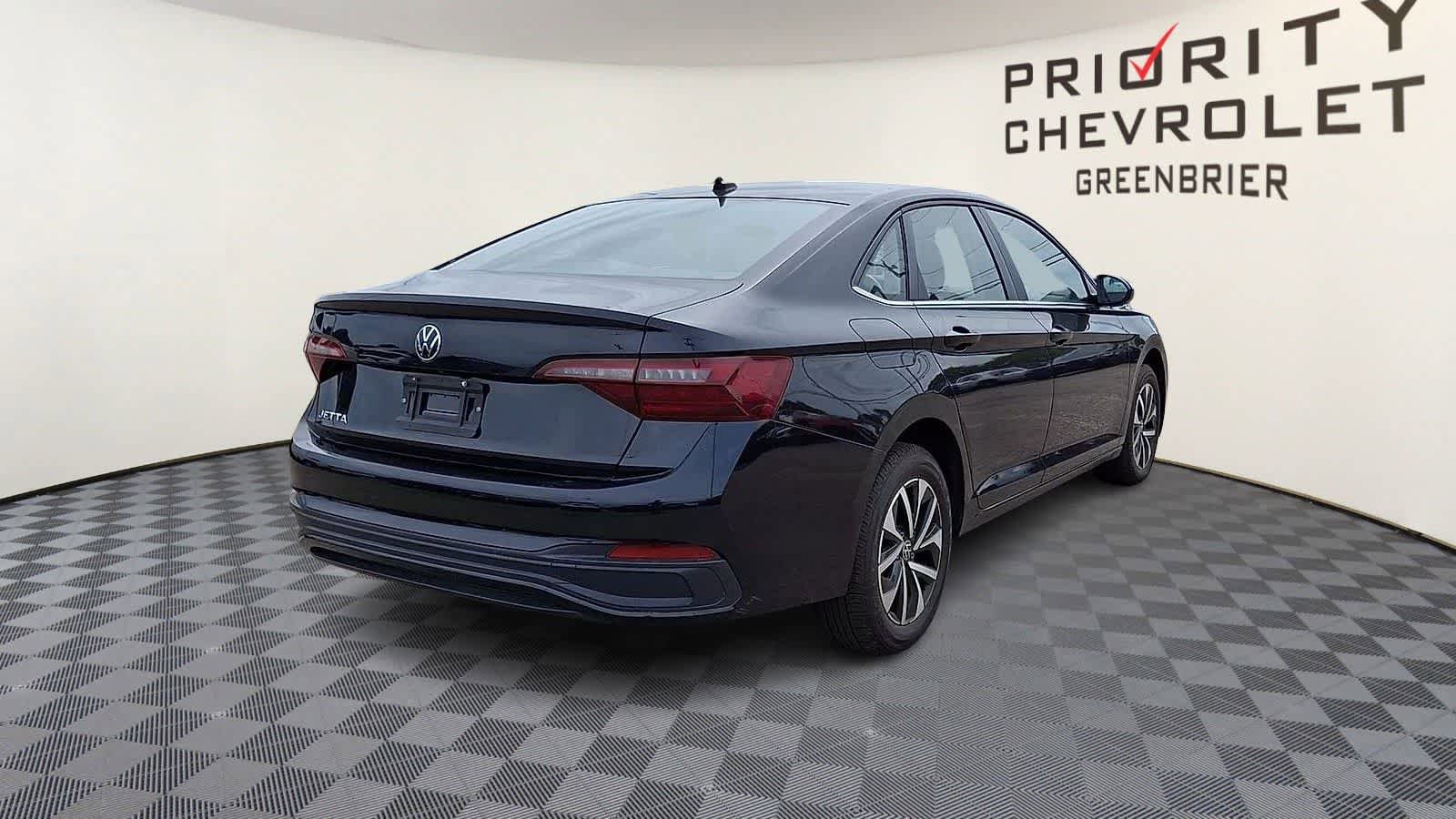 Used 2024 Volkswagen Jetta S FWD image 8