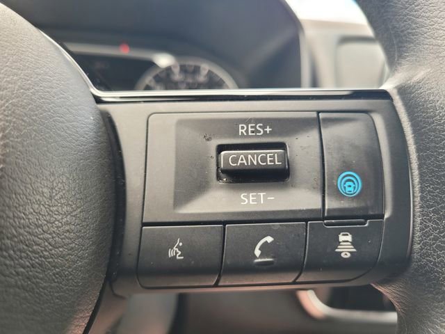 Used 2021 Nissan Rogue SV AWD/4WD image 27