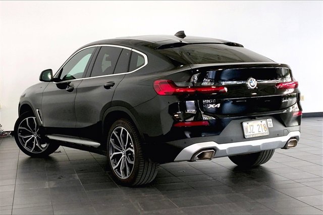Used 2023 BMW X4 xDrive30i w/ Convenience Package image 11