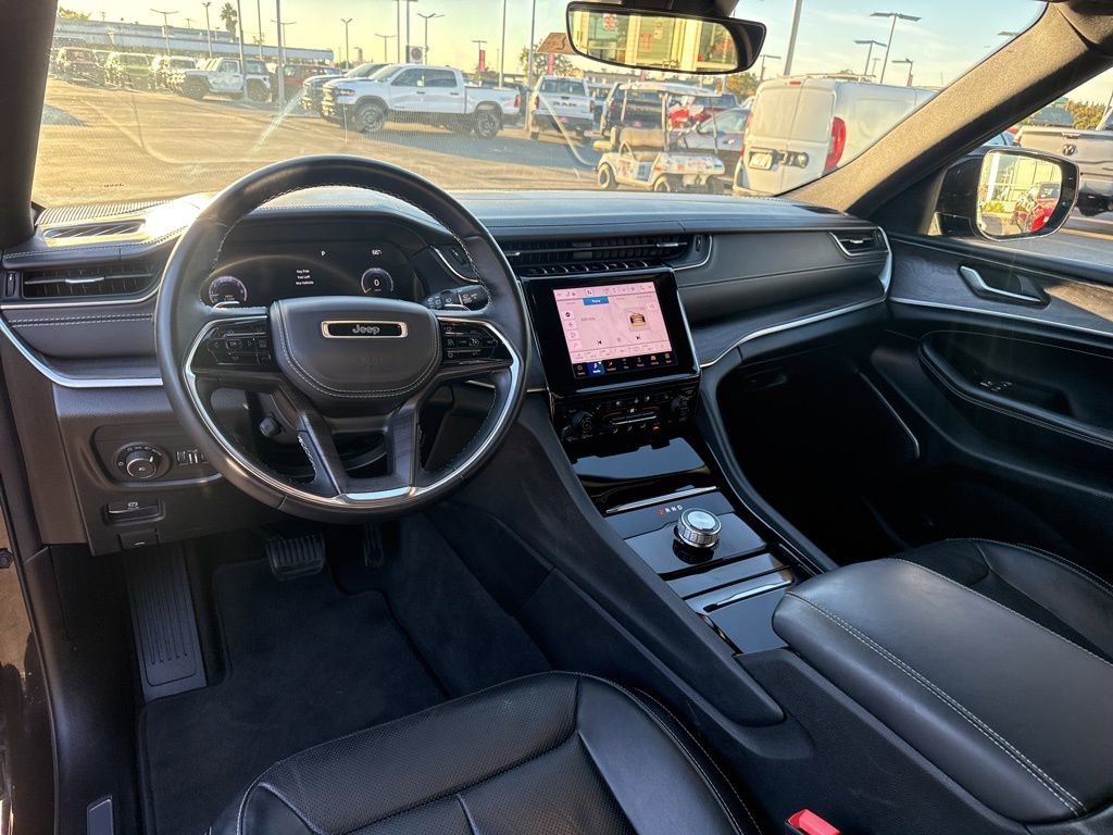 Used 2022 Jeep Grand Cherokee Overland image 19