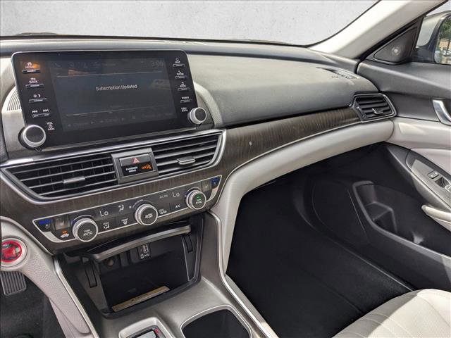 Used 2018 Honda Accord Touring image 13