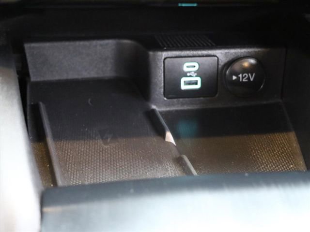 Used 2023 Ford Escape Platinum image 26