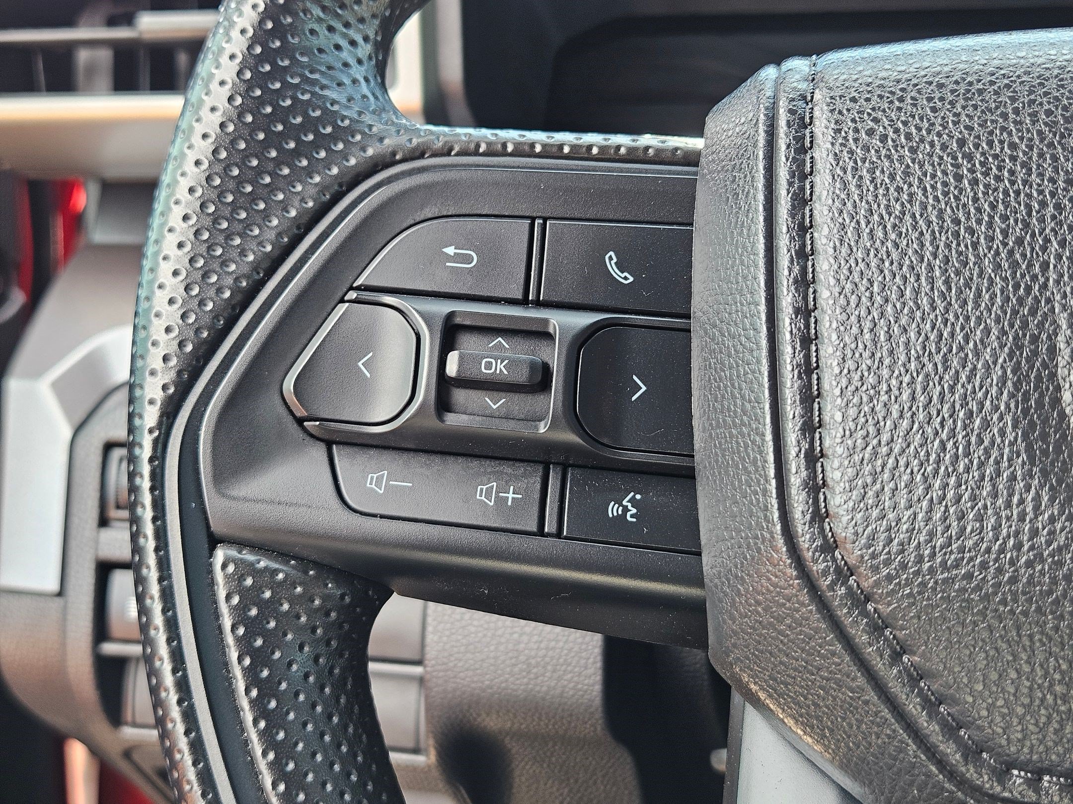 Used 2026 Toyota Tacoma SR5 RWD image 19
