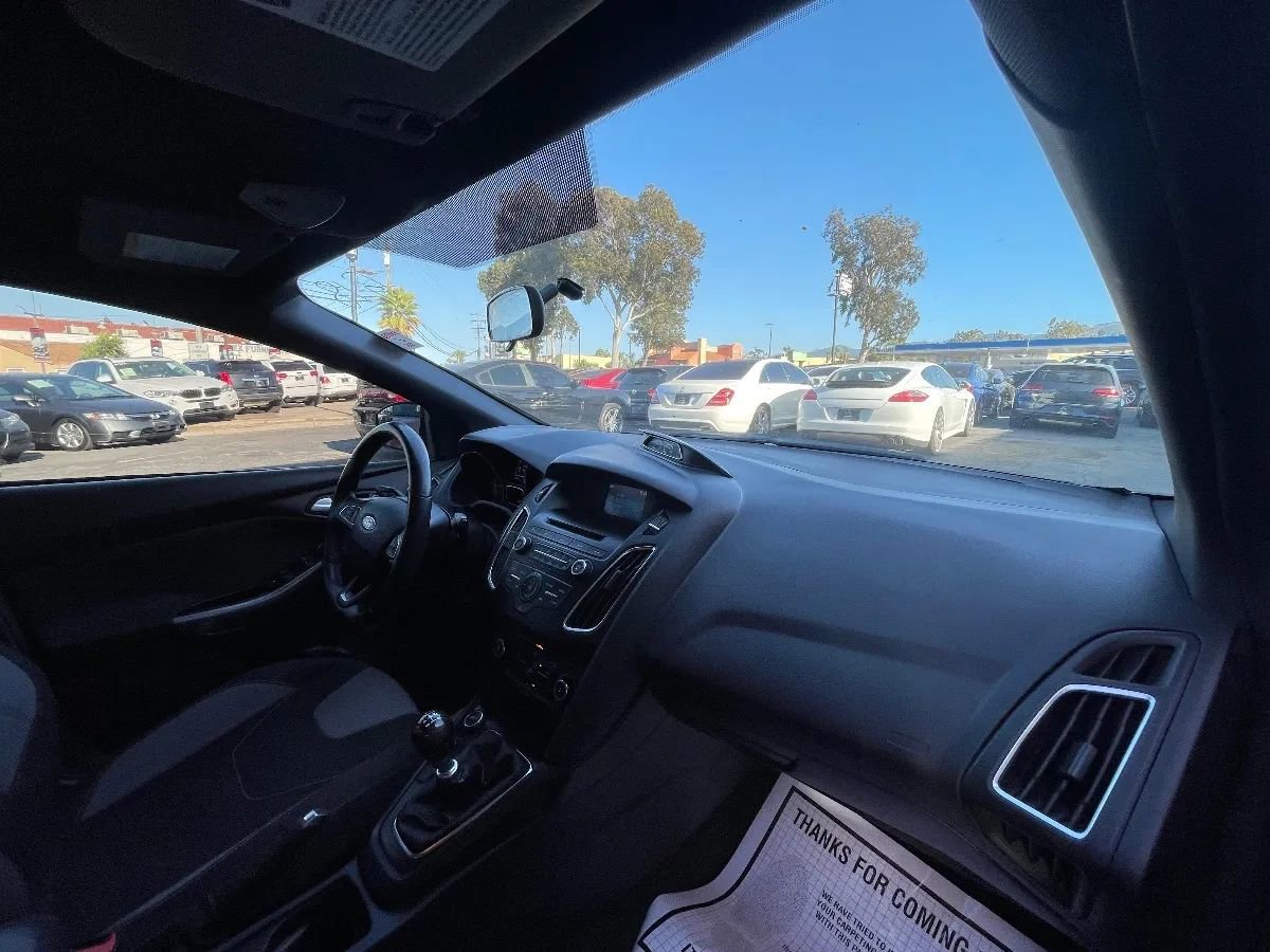 Used 2015 Ford Focus ST FWD image 12