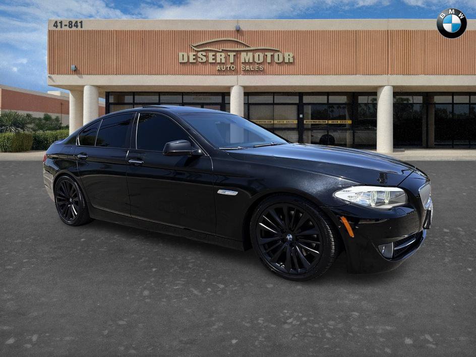 Used 2011 BMW 550i Sedan RWD image 3