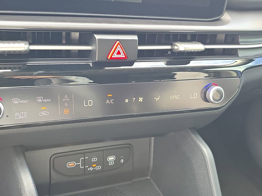 New 2026 Kia Sportage SX FWD image 26