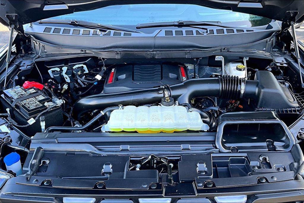 Used 2025 Ford F150 Raptor image 32