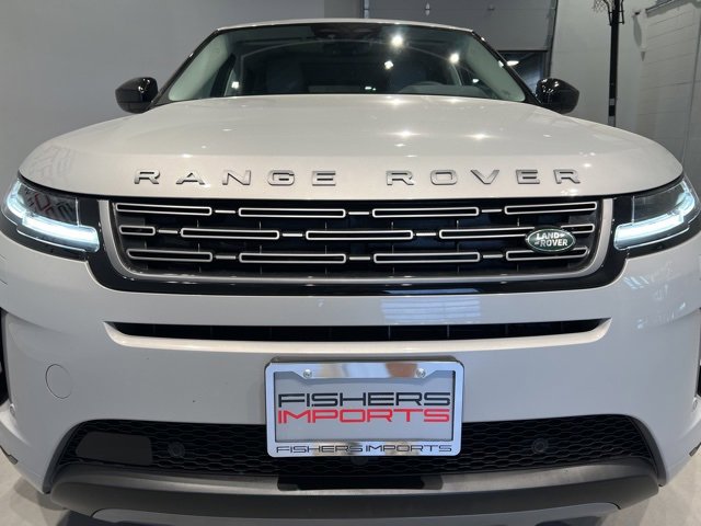 Used 2025 Land Rover Range Rover Evoque S image 2