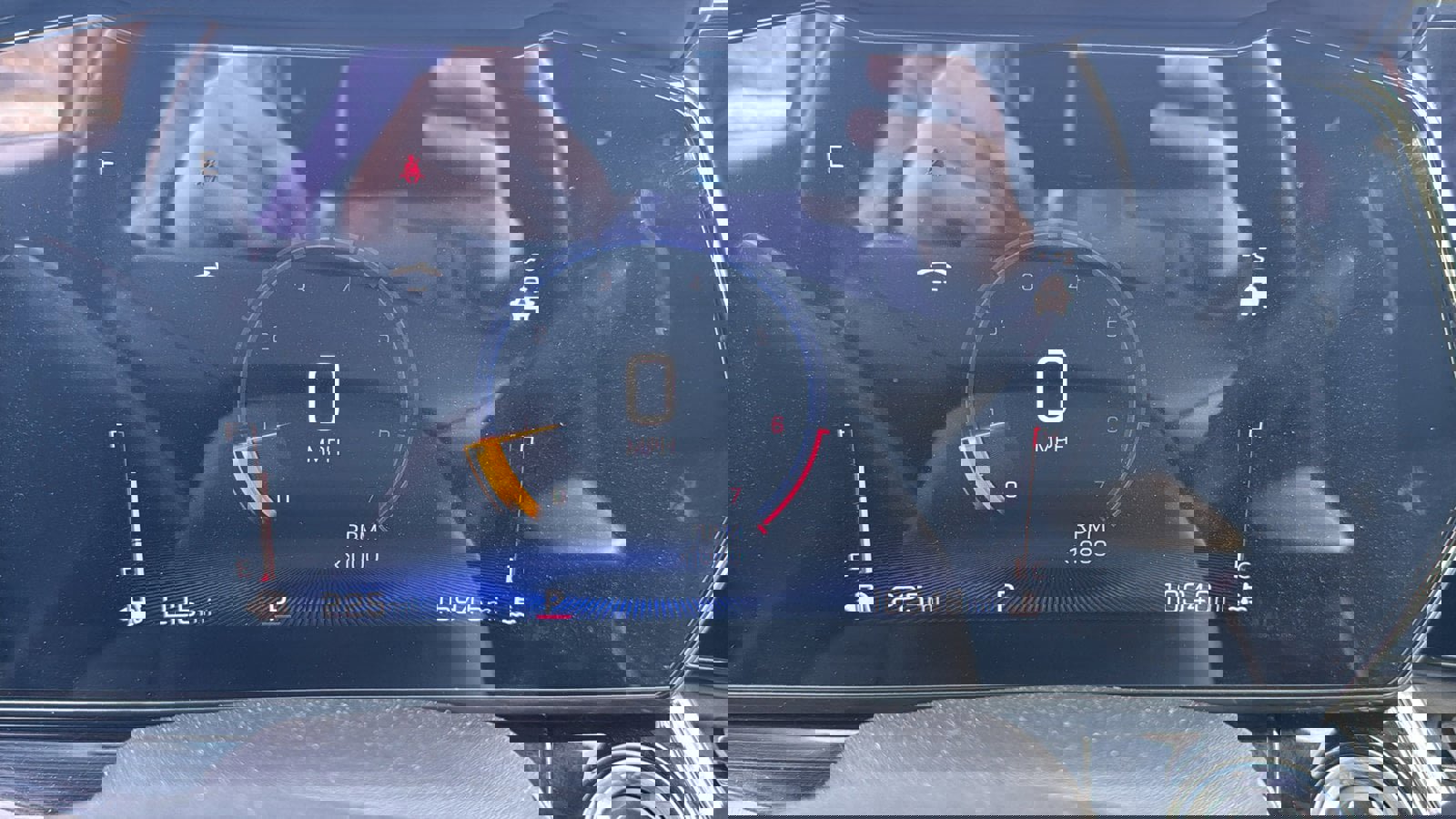 Used 2025 Chevrolet Trax RS w/ Driver Confidence Package image 17