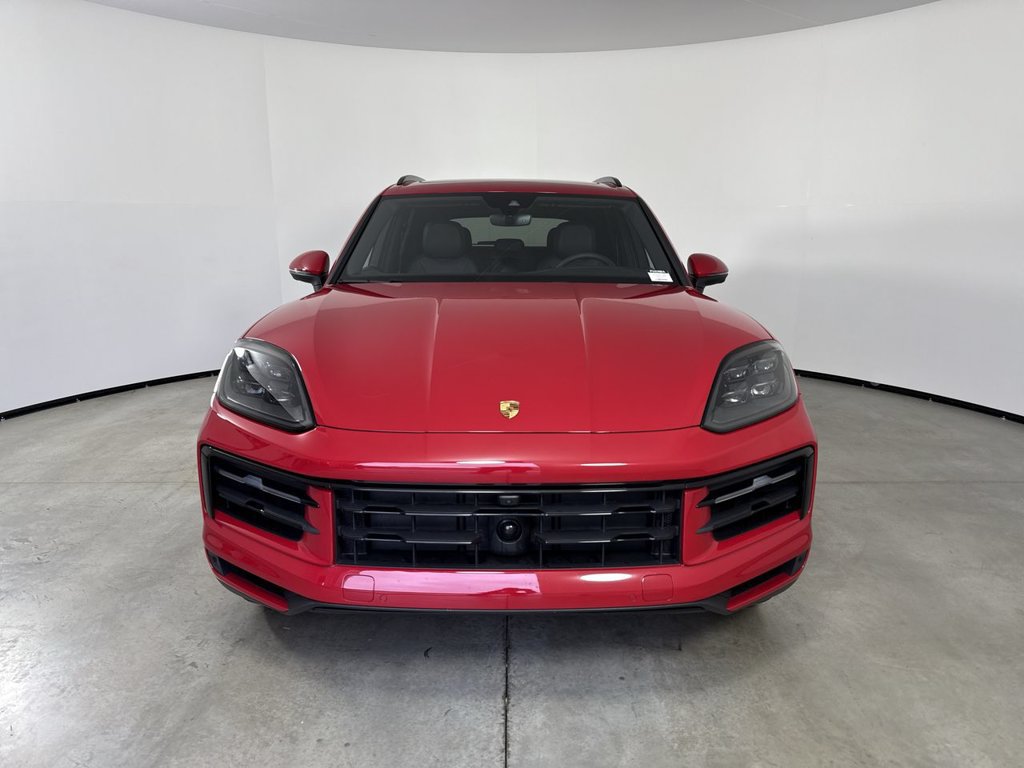 Certified 2025 Porsche Cayenne AWD/4WD image 10