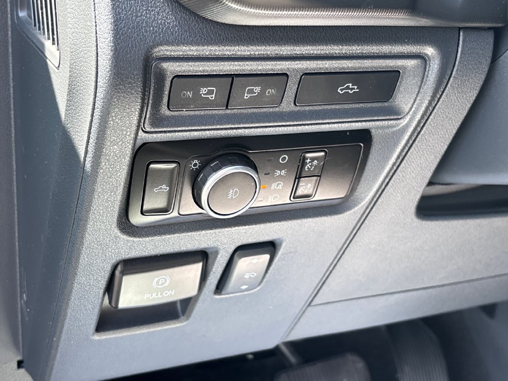 Used 2024 Ford F150 Lariat w/ Equipment Group 502A High AWD/4WD image 32