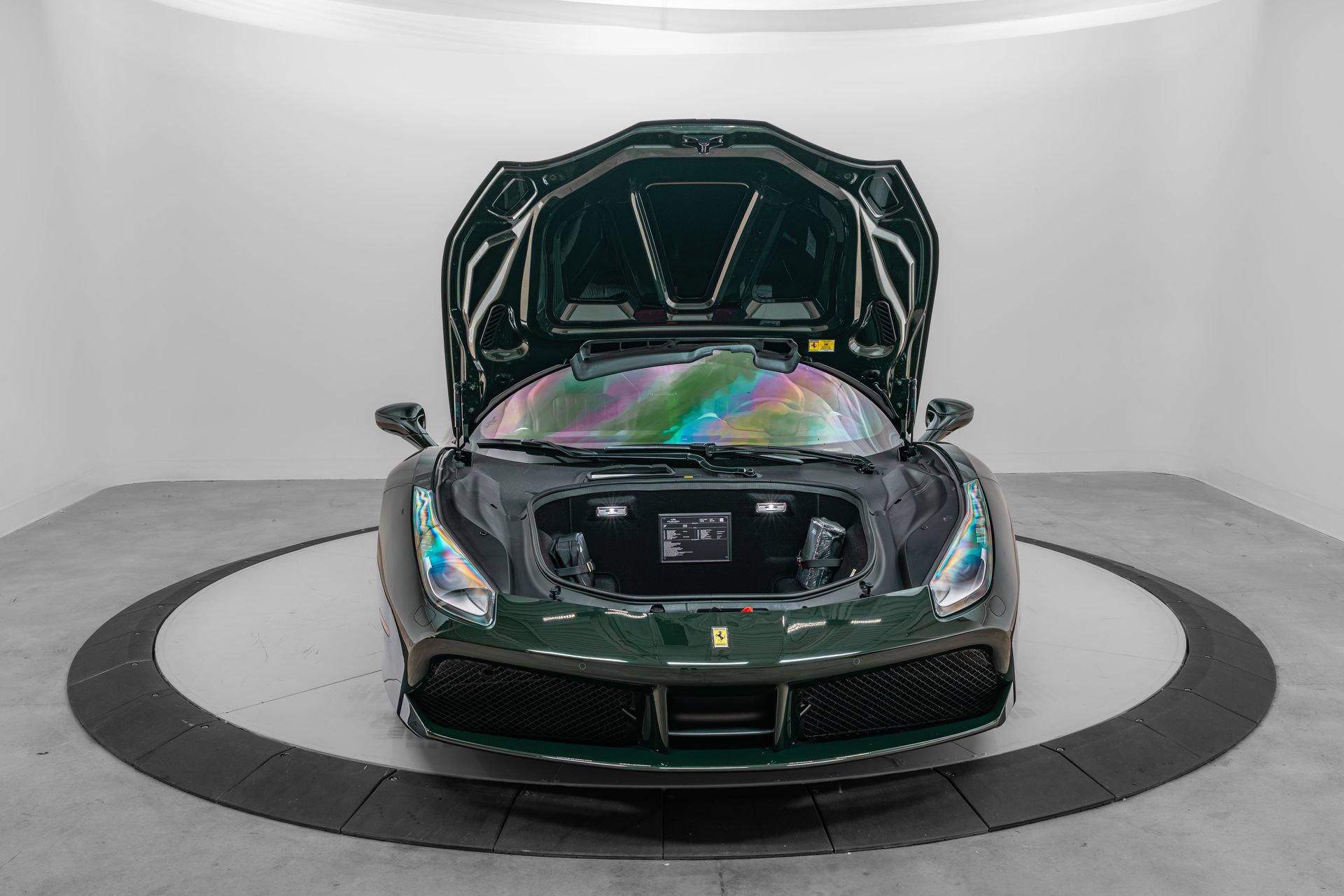 Certified 2018 Ferrari 488 GTB RWD image 24