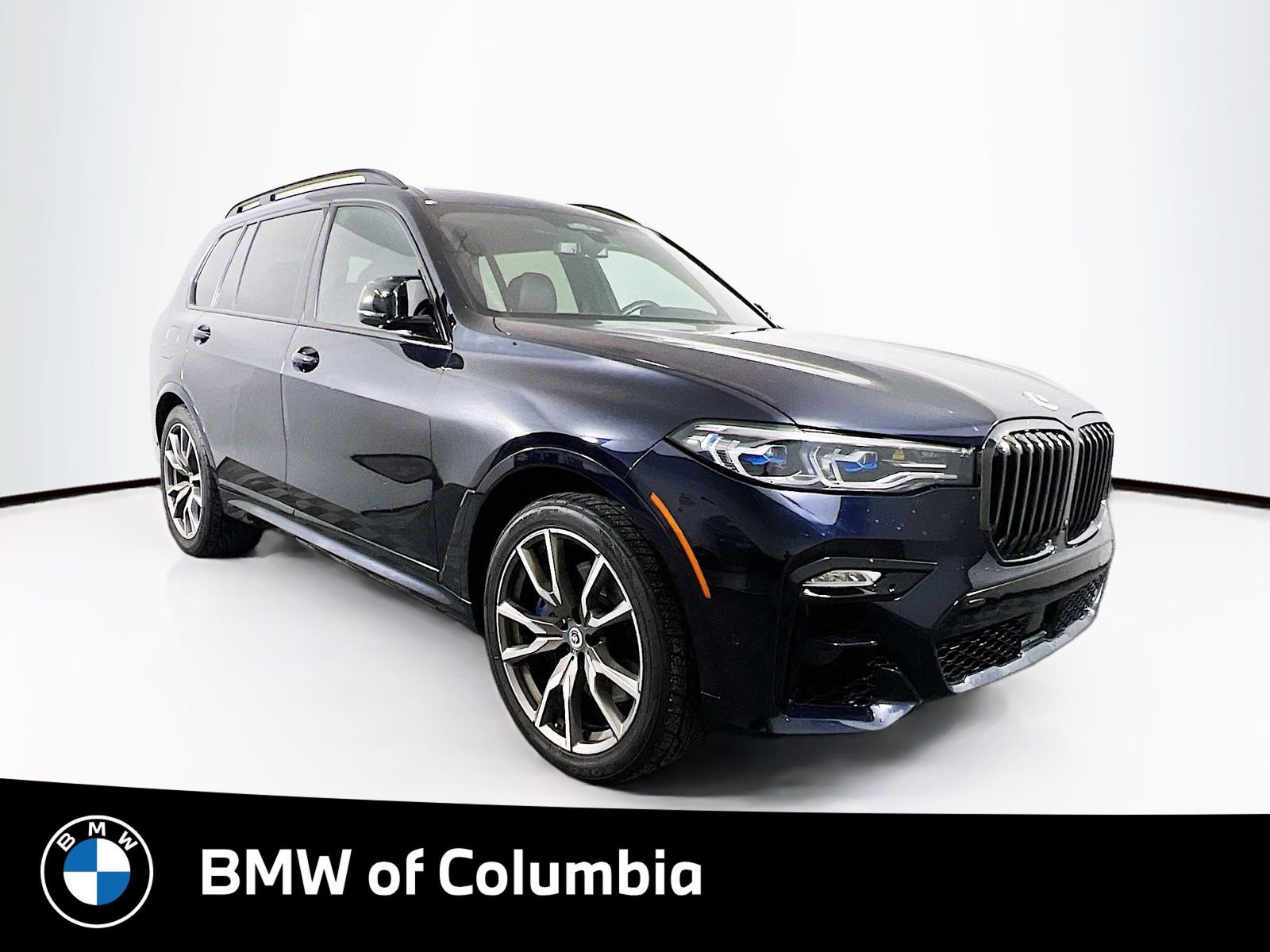 Used 2022 BMW X7 M50i AWD/4WD image 1