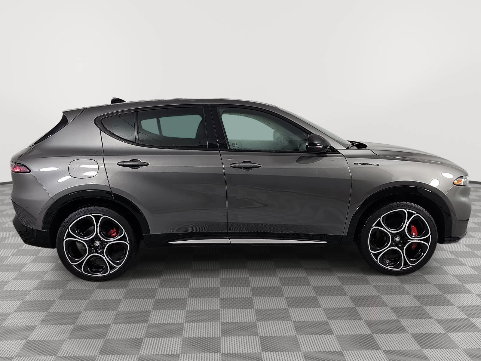 Used 2024 Alfa Romeo Tonale Speciale AWD/4WD image 9