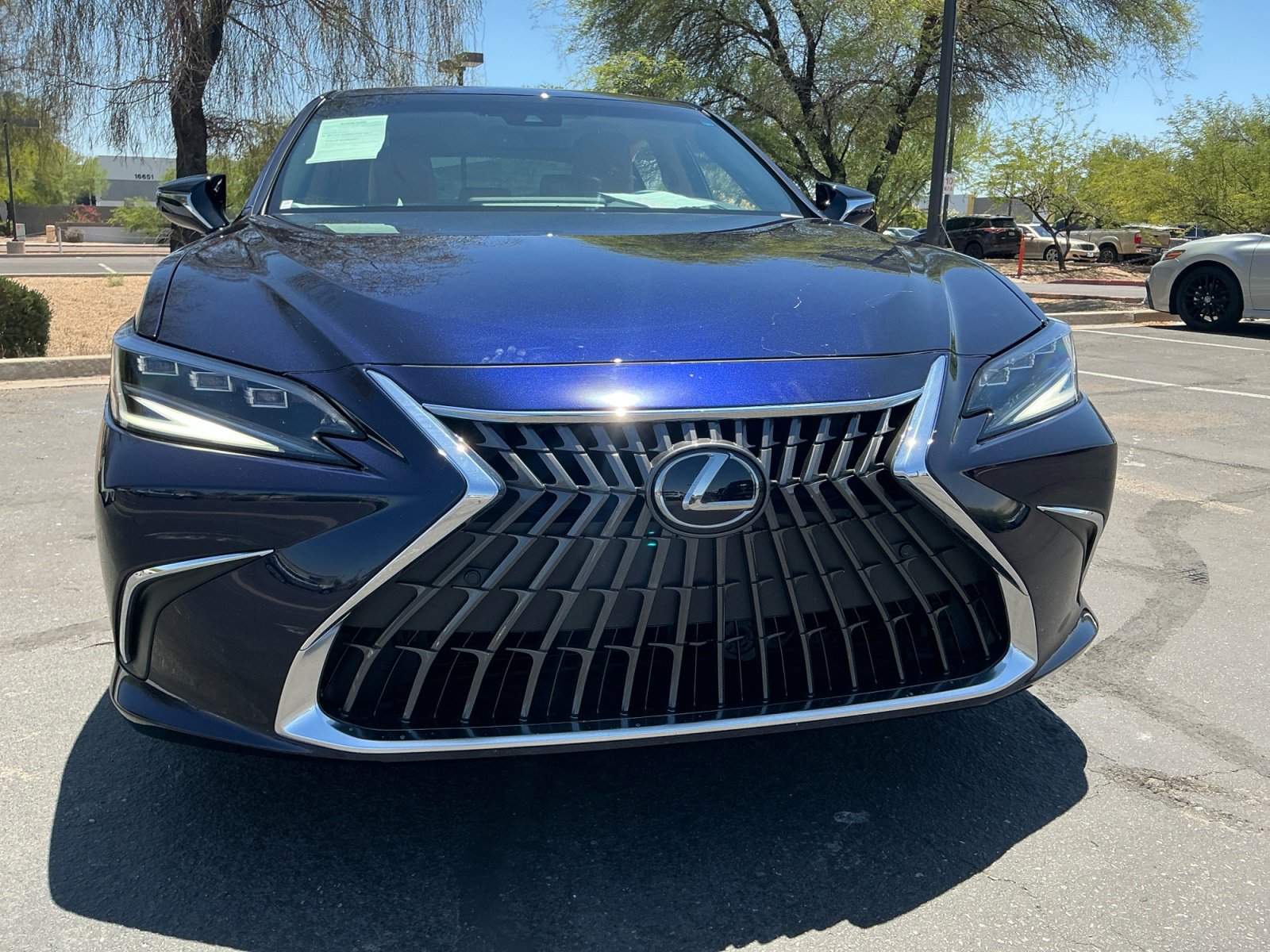 Used 2025 Lexus ES 300h w/ Premium Package FWD image 23