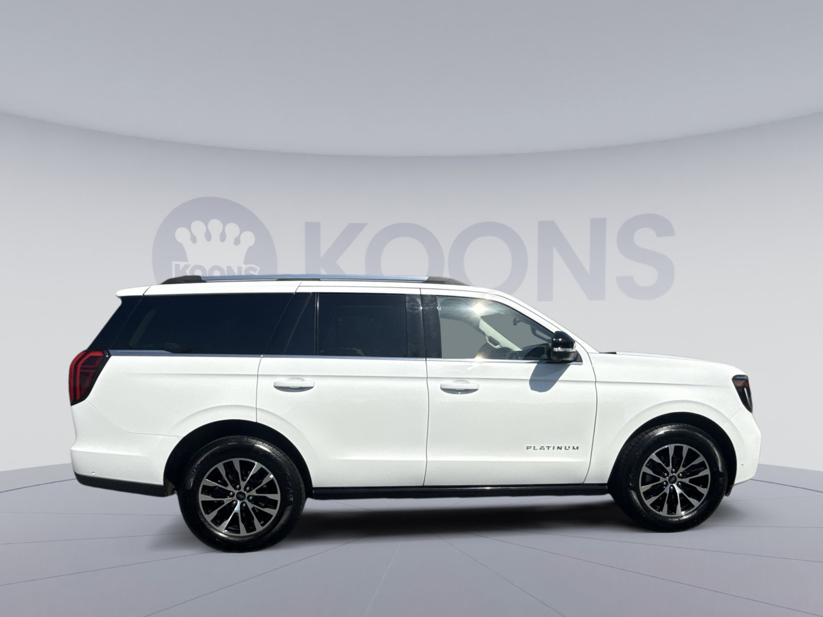 Used 2025 Ford Expedition Platinum AWD/4WD image 8