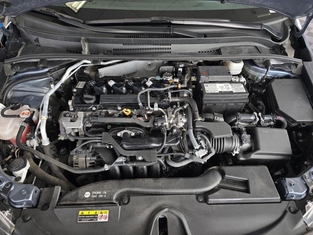 Used 2024 Toyota Corolla LE FWD image 9