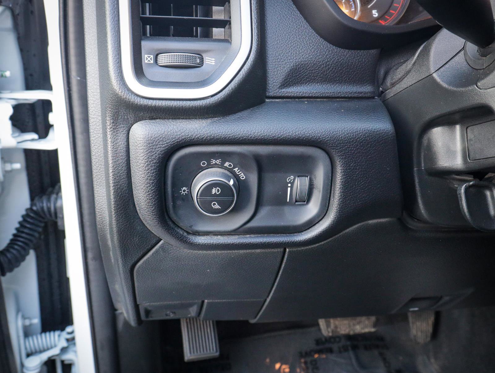 Used 2024 RAM 3500 Big Horn image 21