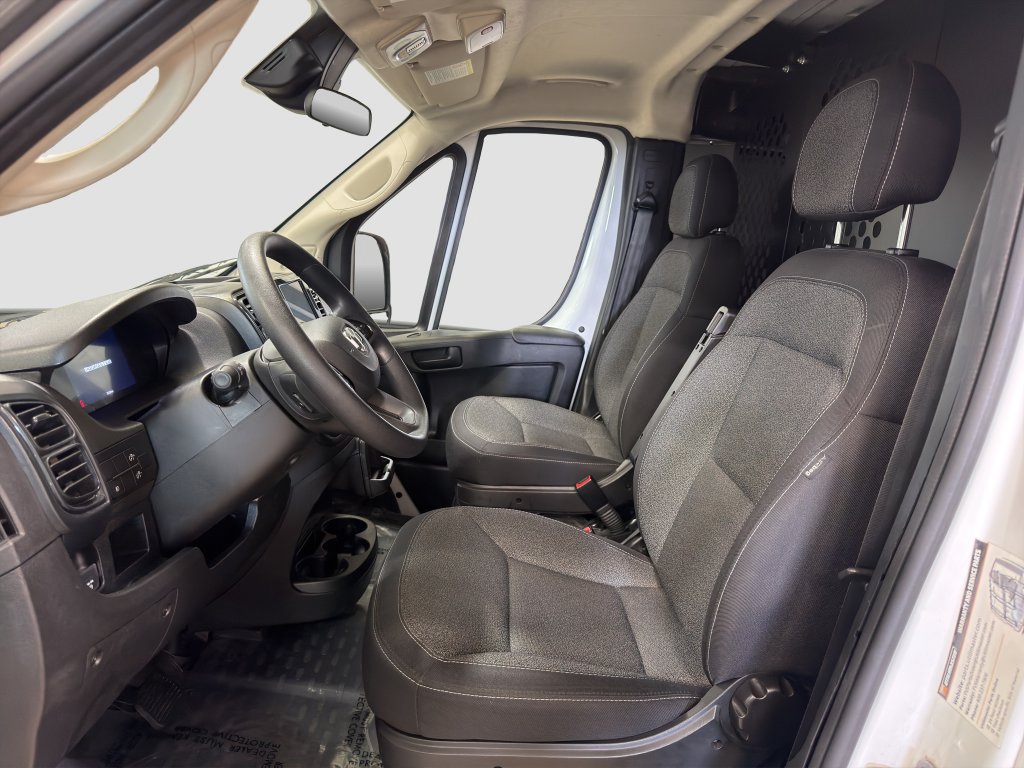 Used 2025 RAM ProMaster 2500 w/ U-Haul Equipment Group FWD image 7