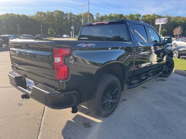 New 2026 Chevrolet Silverado 1500 Custom w/ Turbomax Blackout Package AWD/4WD image 12
