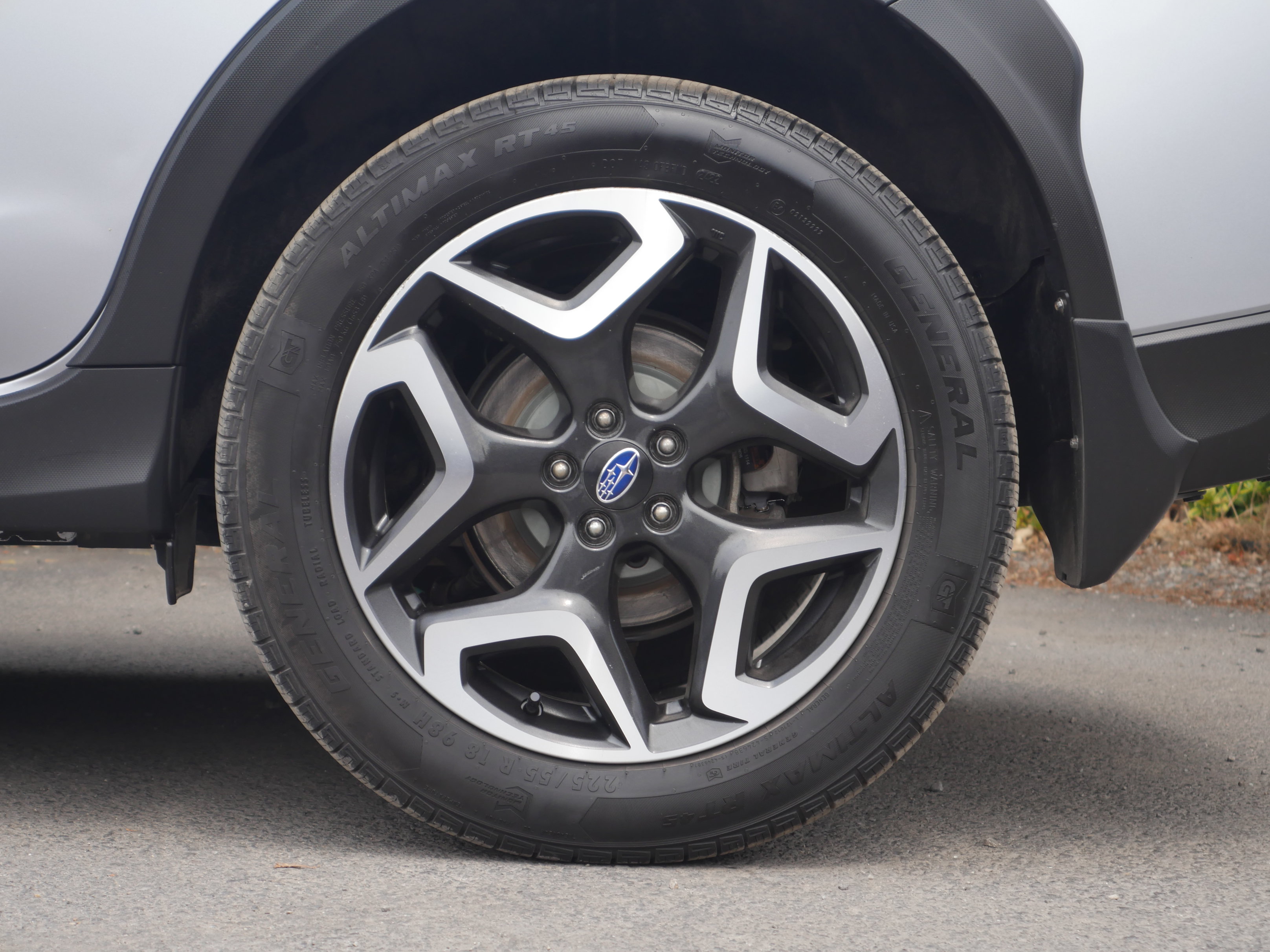 Used 2019 Subaru Crosstrek 2.0i Limited w/ Moonroof Package w/Navigation AWD/4WD image 18