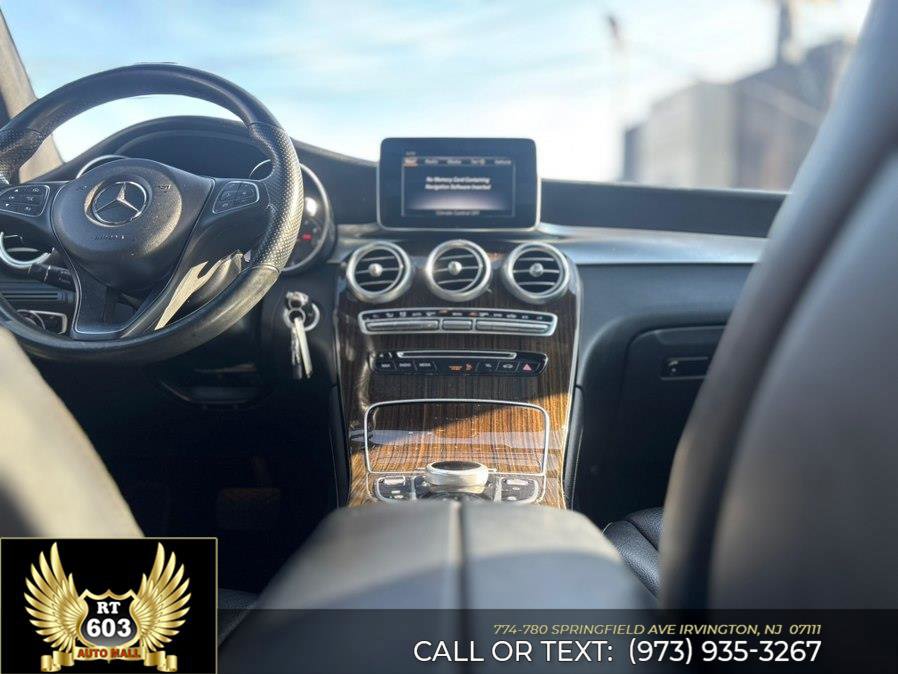 Used 2018 Mercedes-Benz GLC 300 4MATIC image 13