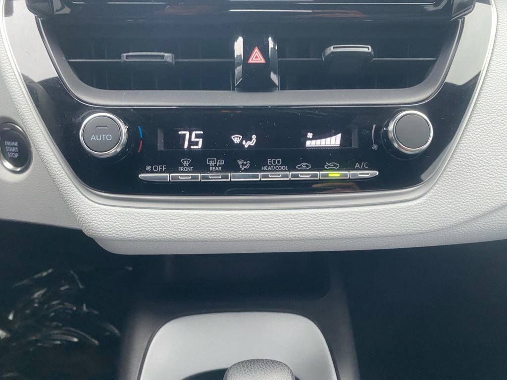 Used 2026 Toyota Corolla SE image 24