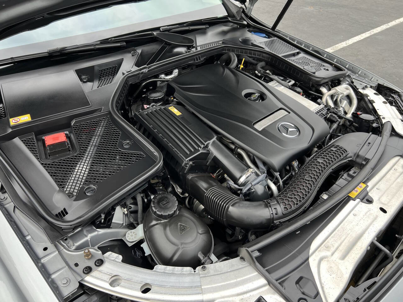 Used 2015 Mercedes-Benz C 300 Sedan image 28