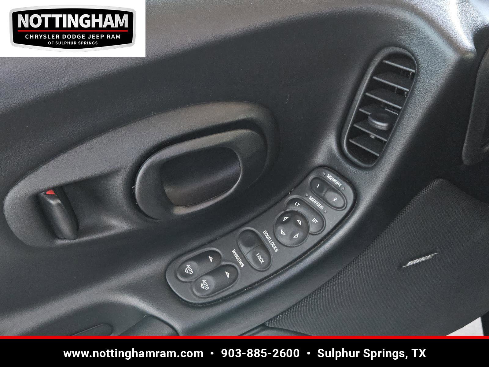 Used 2003 Chevrolet Corvette Z06 w/ Memory Package, 3 Drivers image 26