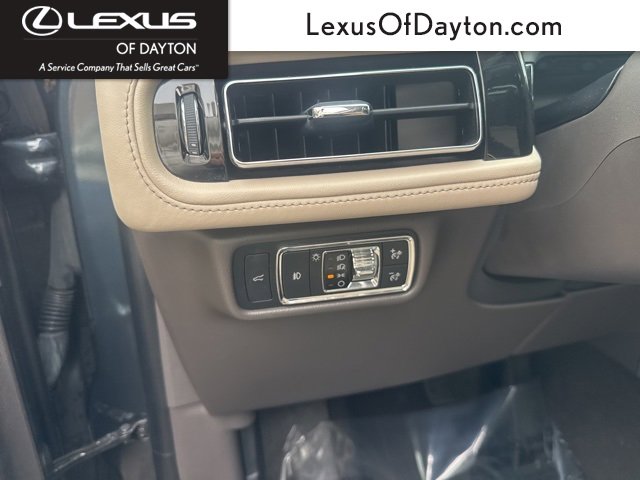 Used 2021 Lincoln Aviator Reserve w/ Equipment Group 201A image 14