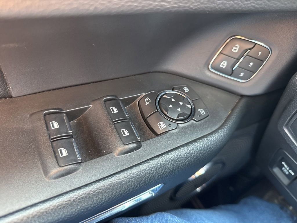 Used 2021 Ford Expedition XLT image 28