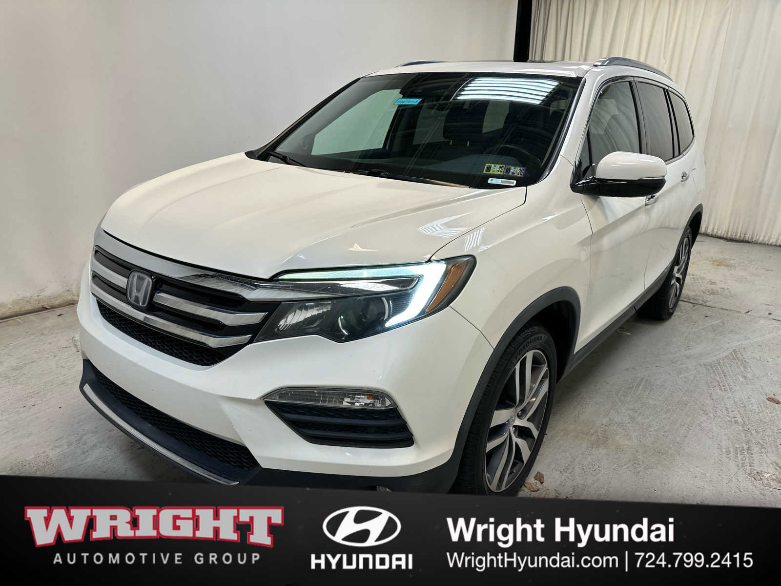 Used 2018 Honda Pilot Touring image 3