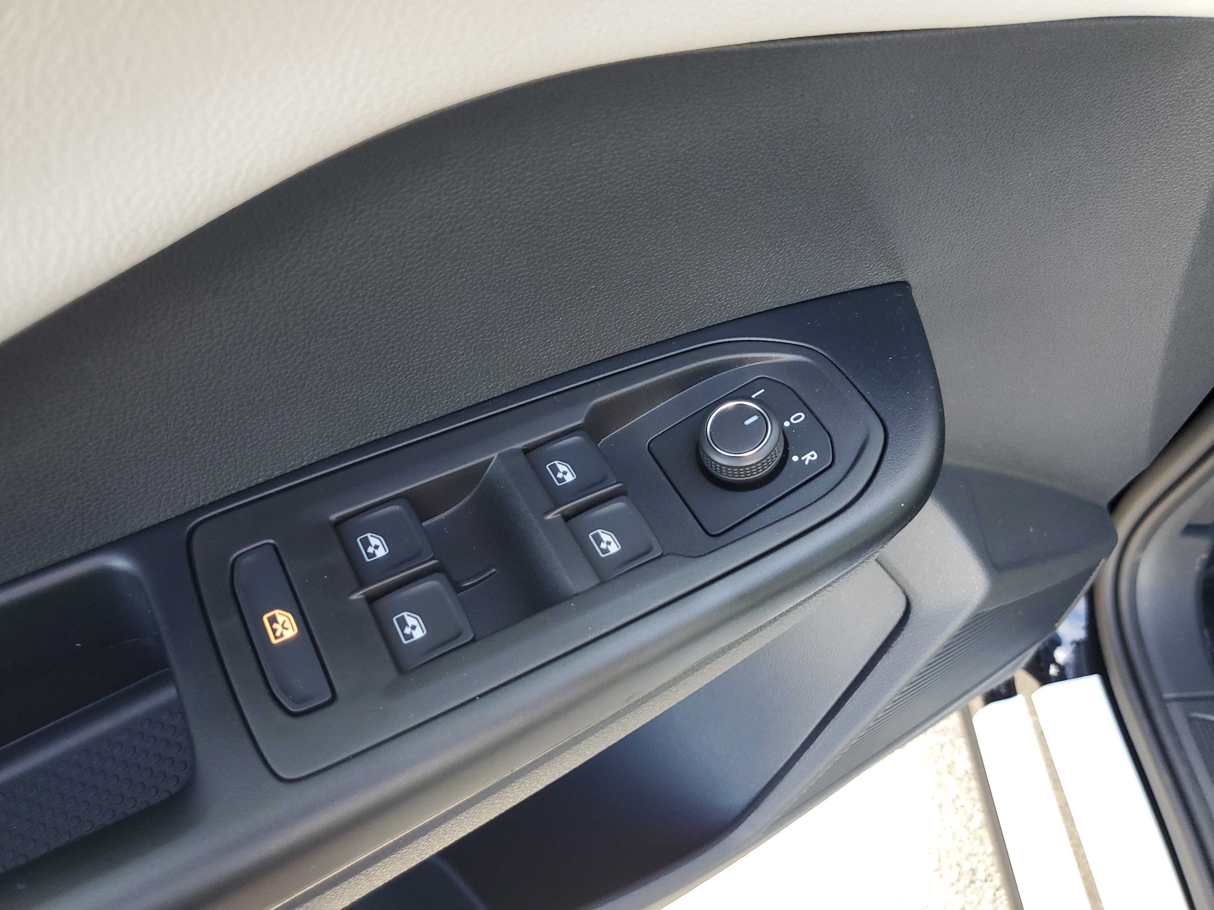 New 2026 Volkswagen Taos S FWD image 12