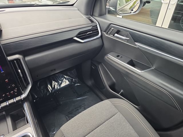 Certified 2025 GMC Acadia Elevation image 13