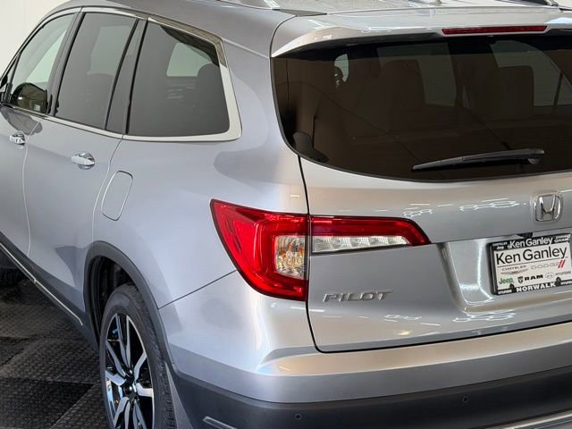 Used 2022 Honda Pilot Touring image 7